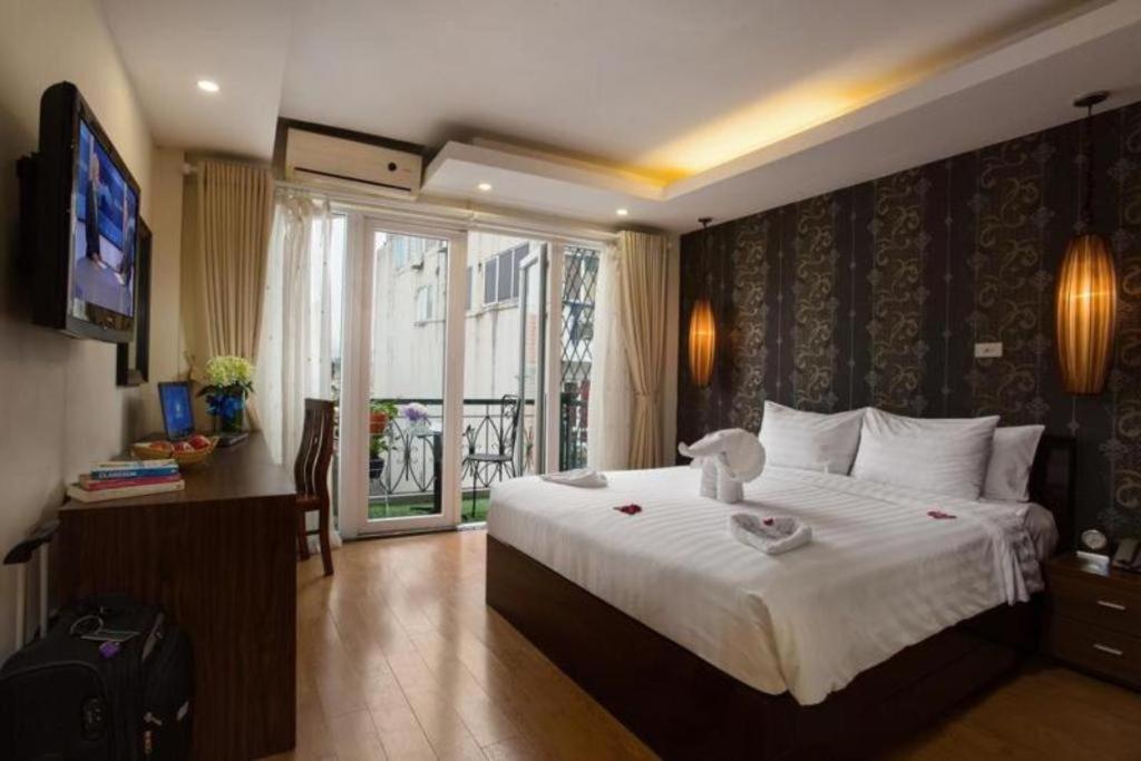Hanoi Impressive Hotel Екстер'єр фото