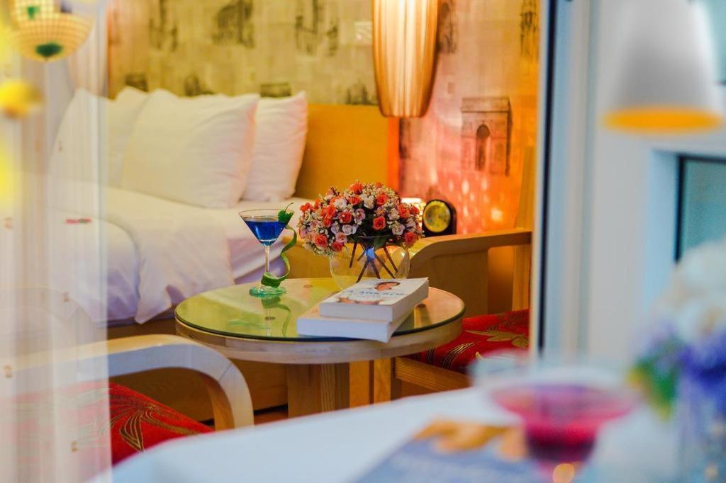 Hanoi Impressive Hotel Екстер'єр фото