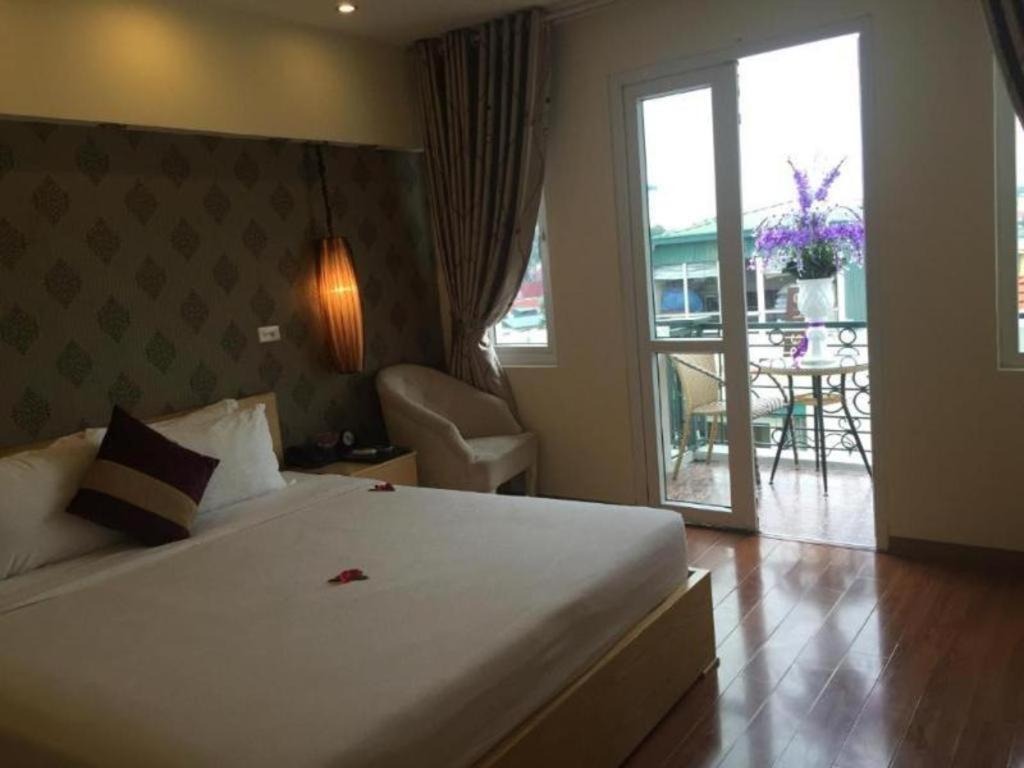 Hanoi Impressive Hotel Екстер'єр фото