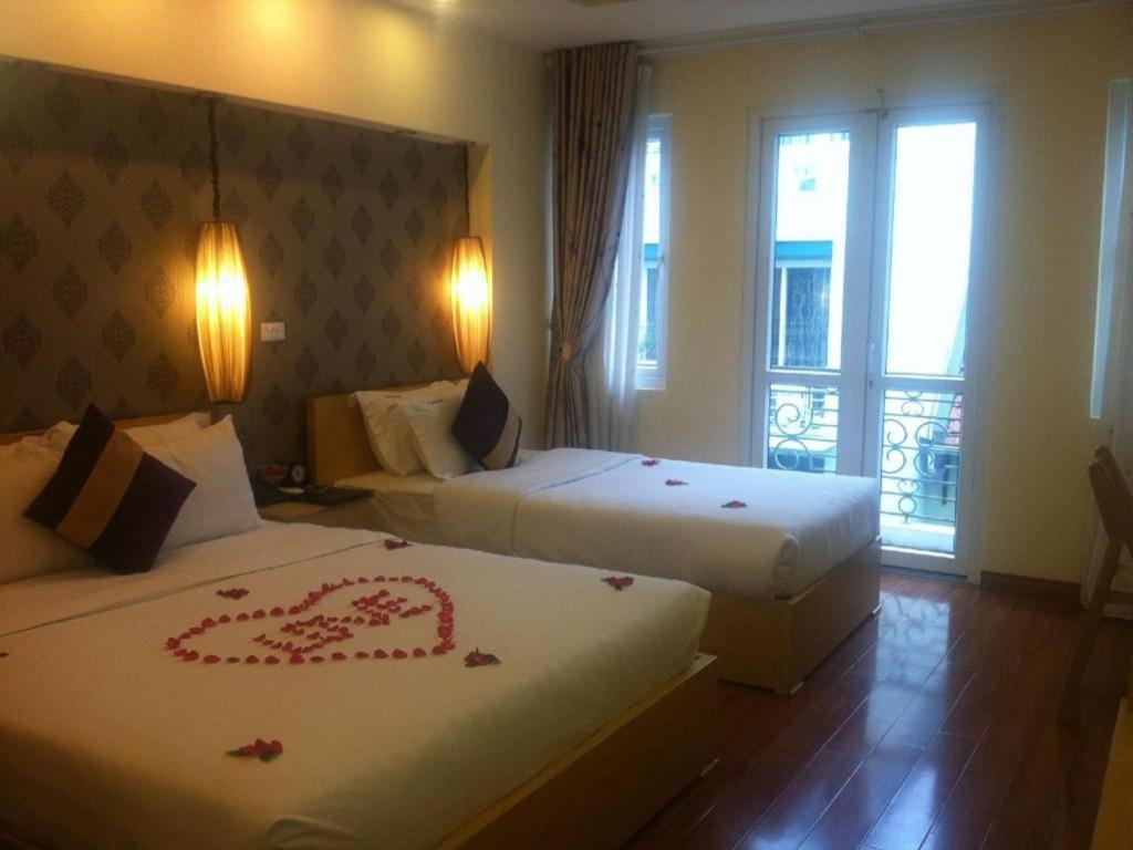 Hanoi Impressive Hotel Екстер'єр фото